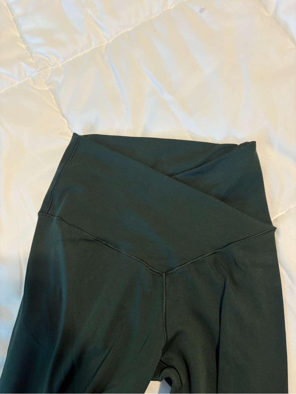 Aerie Forest green crossover leggings